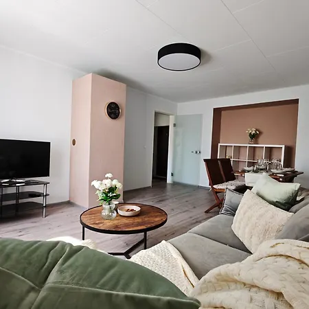 Apartment Centre Home, Private Parking Reval